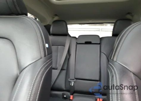 2021 Volvo Xc40 T5 Momentum z USA, uszkodzony, nr VIN YV4162UK7M2395151